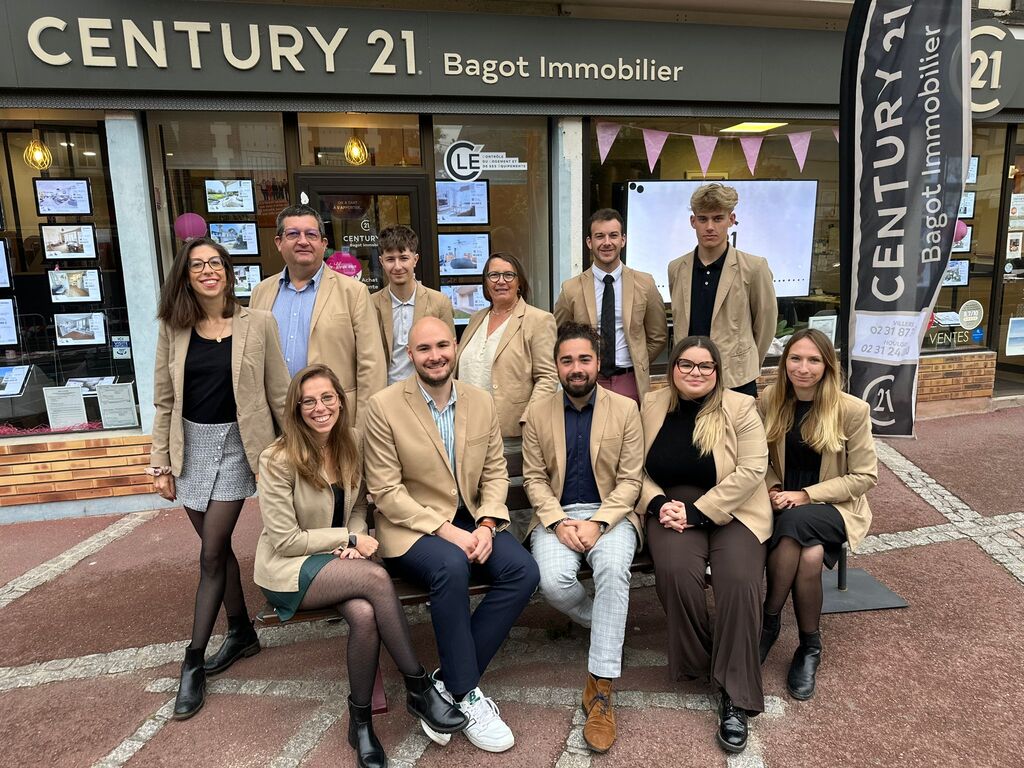 l'équipe de l'agence Bagot Immobilier