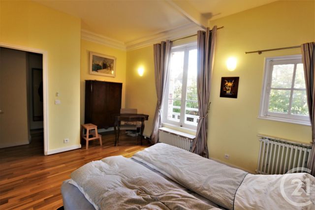 Appartement F4 à vendre - 4 pièces - 108.86 m2 - HOULGATE - 14 - BASSE-NORMANDIE - Century 21 Frédéric Bagot Appartement F4 à vendre - 4 pièces - 108.86 m2 - HOULGATE - 14 - BASSE-NORMANDIE - Century 21 Frédéric Bagot