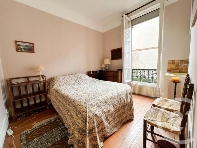 Afficher la photo en grand Appartement F4 à vendre - 4 pièces - 88.14 m2 - HOULGATE - 14 - BASSE-NORMANDIE - Century 21 Bagot Immobilier