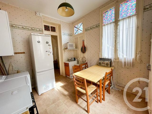 Afficher la photo en grand Appartement F4 à vendre - 4 pièces - 88.14 m2 - HOULGATE - 14 - BASSE-NORMANDIE - Century 21 Bagot Immobilier