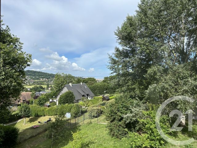Afficher la photo en grand Appartement F3 à vendre - 3 pièces - 37.53 m2 - HOULGATE - 14 - BASSE-NORMANDIE - Century 21 Bagot Immobilier