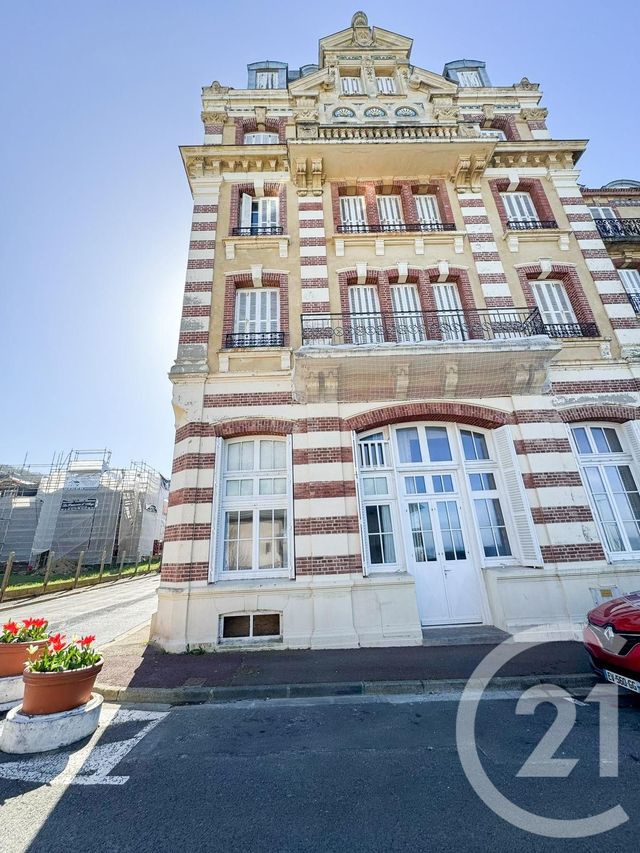 Appartement F5 à vendre - 5 pièces - 149.4 m2 - HOULGATE - 14 - BASSE-NORMANDIE - Century 21 Bagot Immobilier