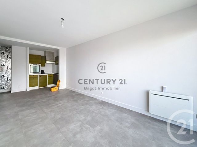 Appartement F2 à louer - 2 pièces - 39.2 m2 - HOULGATE - 14 - BASSE-NORMANDIE - Century 21 Bagot Immobilier