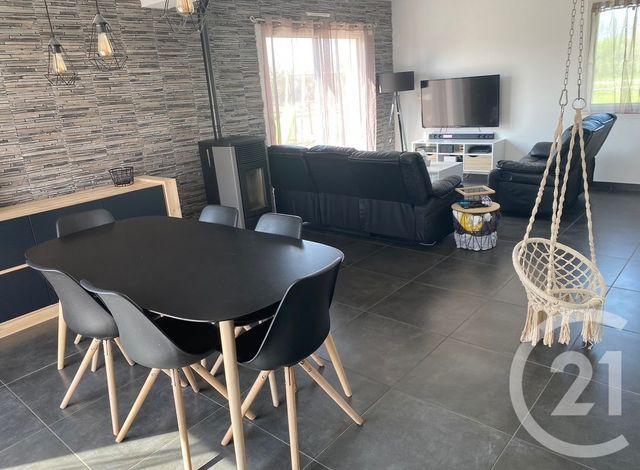 maison à louer - 6 pièces - 110.0 m2 - CRICQUEVILLE EN AUGE - 14 - BASSE-NORMANDIE - Century 21 Bagot Immobilier