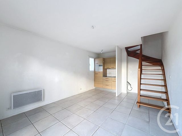 Appartement F2 à louer - 2 pièces - 30.03 m2 - HOULGATE - 14 - BASSE-NORMANDIE - Century 21 Bagot Immobilier