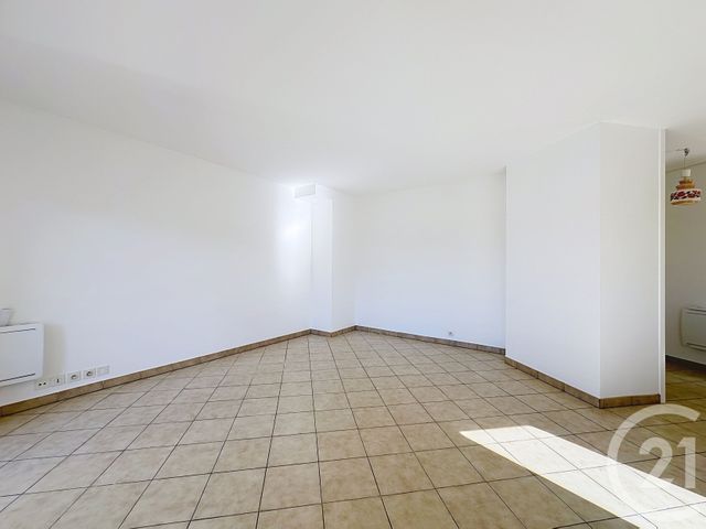 Appartement F3 à louer - 3 pièces - 64.29 m2 - DIVES SUR MER - 14 - BASSE-NORMANDIE - Century 21 Bagot Immobilier