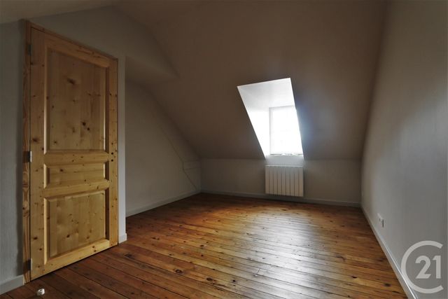 maison à louer - 5 pièces - 82.39 m2 - HOULGATE - 14 - BASSE-NORMANDIE - Century 21 Bagot Immobilier