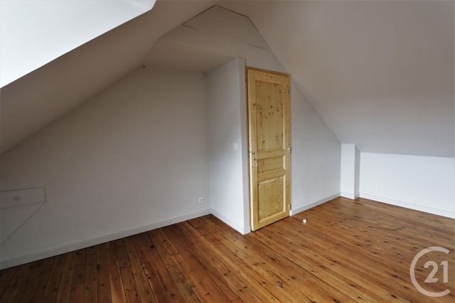 maison à louer - 5 pièces - 82.39 m2 - HOULGATE - 14 - BASSE-NORMANDIE - Century 21 Bagot Immobilier