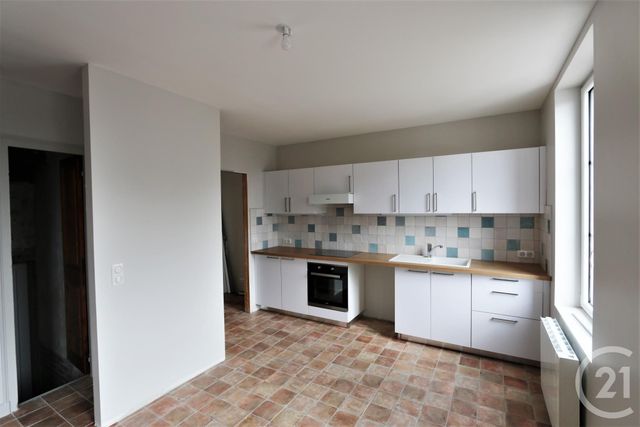 maison à louer - 5 pièces - 82.39 m2 - HOULGATE - 14 - BASSE-NORMANDIE - Century 21 Bagot Immobilier