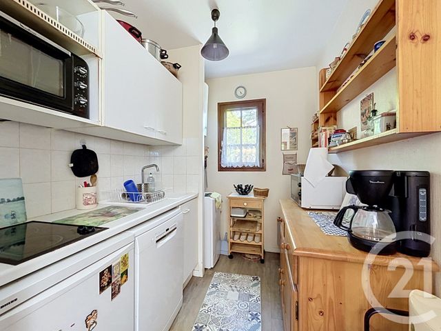 Appartement T4 à vendre - 3 pièces - 35.93 m2 - HOULGATE - 14 - BASSE-NORMANDIE - Century 21 Bagot Immobilier