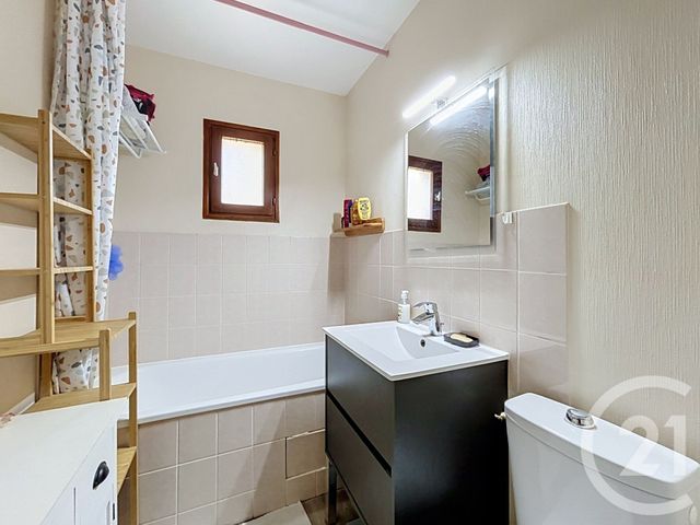 Appartement T4 à vendre - 3 pièces - 35.93 m2 - HOULGATE - 14 - BASSE-NORMANDIE - Century 21 Bagot Immobilier