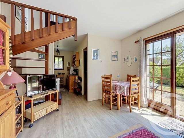 Appartement T4 à vendre - 3 pièces - 35.93 m2 - HOULGATE - 14 - BASSE-NORMANDIE - Century 21 Bagot Immobilier