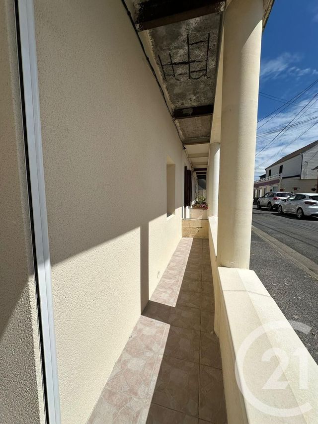 Appartement F3 à louer - 3 pièces - 37.0 m2 - DIVES SUR MER - 14 - BASSE-NORMANDIE - Century 21 Bagot Immobilier