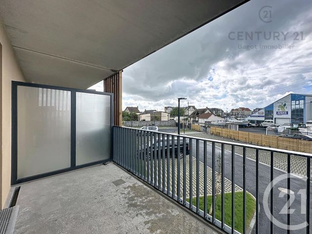 Appartement F4 à louer - 4 pièces - 81.41 m2 - DIVES SUR MER - 14 - BASSE-NORMANDIE - Century 21 Bagot Immobilier