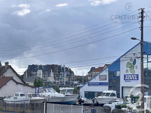 Appartement F4 à louer - 4 pièces - 81.41 m2 - DIVES SUR MER - 14 - BASSE-NORMANDIE - Century 21 Bagot Immobilier