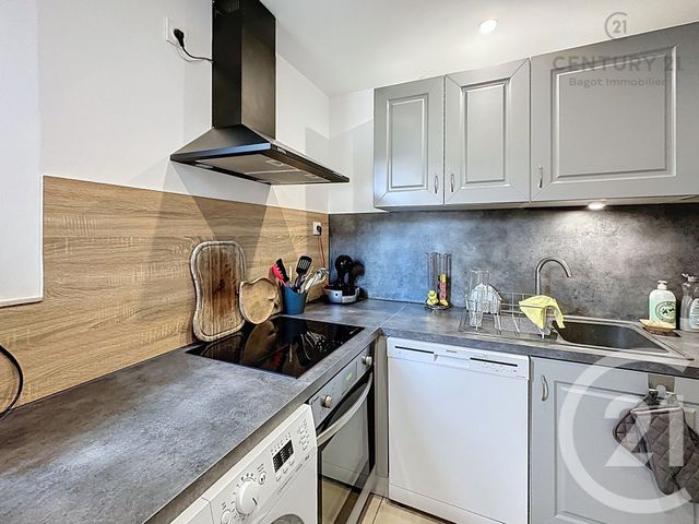 maison à louer - 3 pièces - 84.09 m2 - DOUVILLE EN AUGE - 14 - BASSE-NORMANDIE - Century 21 Bagot Immobilier