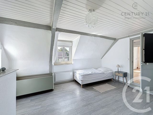 maison à louer - 3 pièces - 84.09 m2 - DOUVILLE EN AUGE - 14 - BASSE-NORMANDIE - Century 21 Bagot Immobilier