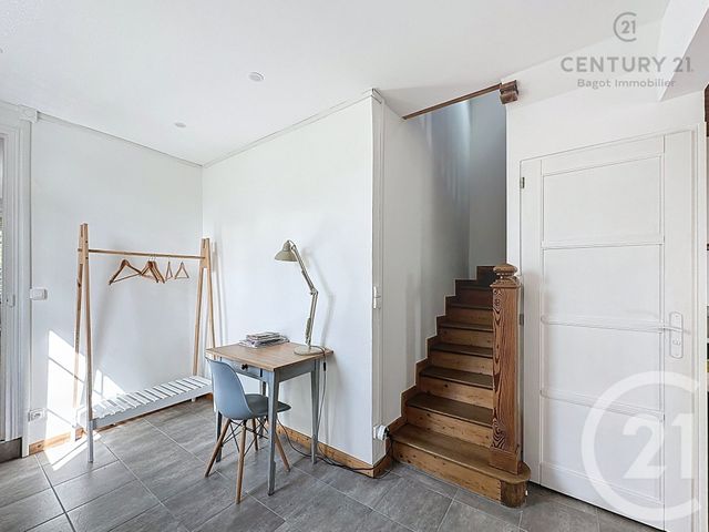 maison à louer - 3 pièces - 84.09 m2 - DOUVILLE EN AUGE - 14 - BASSE-NORMANDIE - Century 21 Bagot Immobilier