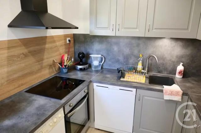 maison à louer - 3 pièces - 84.09 m2 - DOUVILLE EN AUGE - 14 - BASSE-NORMANDIE - Century 21 Bagot Immobilier