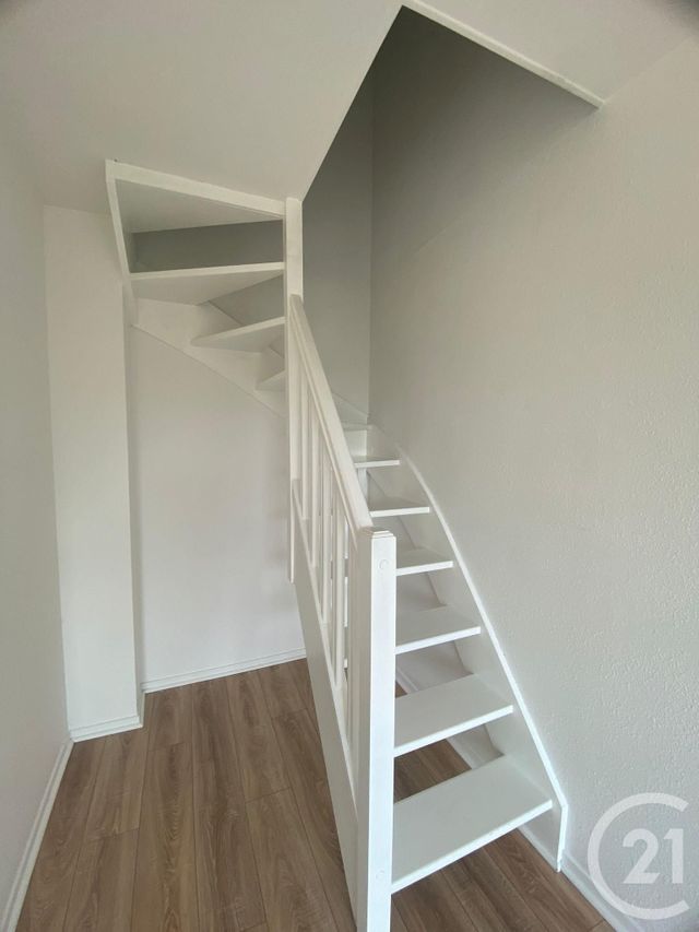 maison à louer - 2 pièces - 31.03 m2 - HOULGATE - 14 - BASSE-NORMANDIE - Century 21 Bagot Immobilier