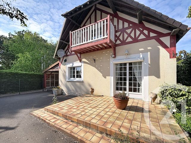 maison à vendre - 6 pièces - 151.55 m2 - MERVILLE FRANCEVILLE PLAGE - 14 - BASSE-NORMANDIE - Century 21 Bagot Immobilier