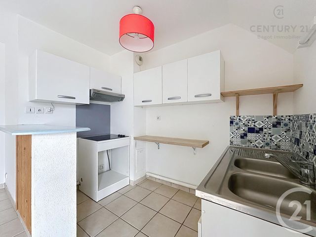 Appartement F2 à louer - 2 pièces - 37.0 m2 - HOULGATE - 14 - BASSE-NORMANDIE - Century 21 Bagot Immobilier
