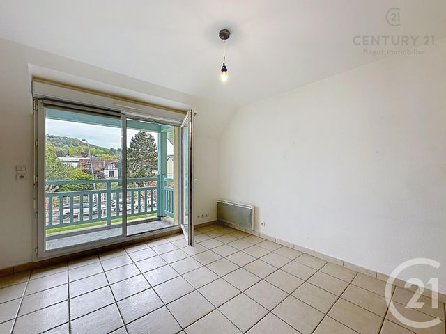 Appartement F2 à louer - 2 pièces - 37.0 m2 - HOULGATE - 14 - BASSE-NORMANDIE - Century 21 Bagot Immobilier