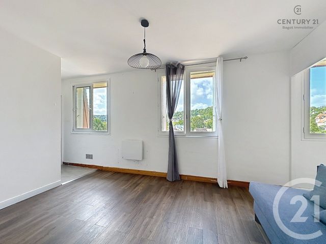 Appartement F2 à louer - 2 pièces - 23.67 m2 - HOULGATE - 14 - BASSE-NORMANDIE - Century 21 Bagot Immobilier