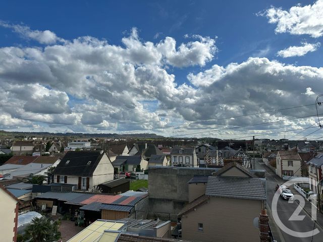 Appartement F4 à louer - 4 pièces - 90.58 m2 - DIVES SUR MER - 14 - BASSE-NORMANDIE - Century 21 Bagot Immobilier