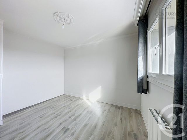 Appartement F4 à louer - 4 pièces - 90.58 m2 - DIVES SUR MER - 14 - BASSE-NORMANDIE - Century 21 Bagot Immobilier