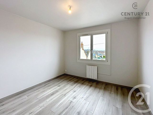 Appartement F4 à louer - 4 pièces - 90.58 m2 - DIVES SUR MER - 14 - BASSE-NORMANDIE - Century 21 Bagot Immobilier