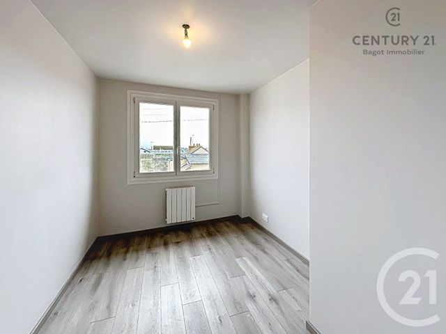 Appartement F4 à louer - 4 pièces - 90.58 m2 - DIVES SUR MER - 14 - BASSE-NORMANDIE - Century 21 Bagot Immobilier