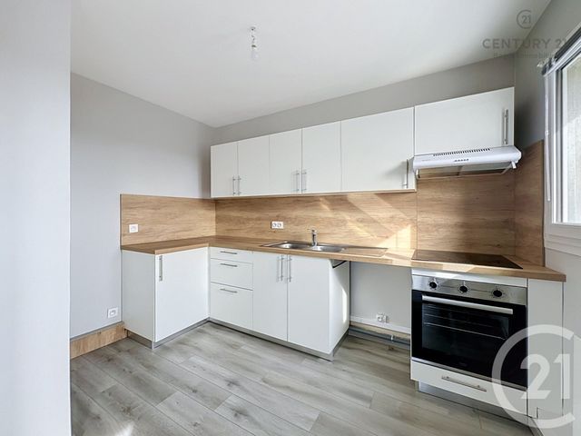 Appartement F4 à louer - 4 pièces - 90.58 m2 - DIVES SUR MER - 14 - BASSE-NORMANDIE - Century 21 Bagot Immobilier