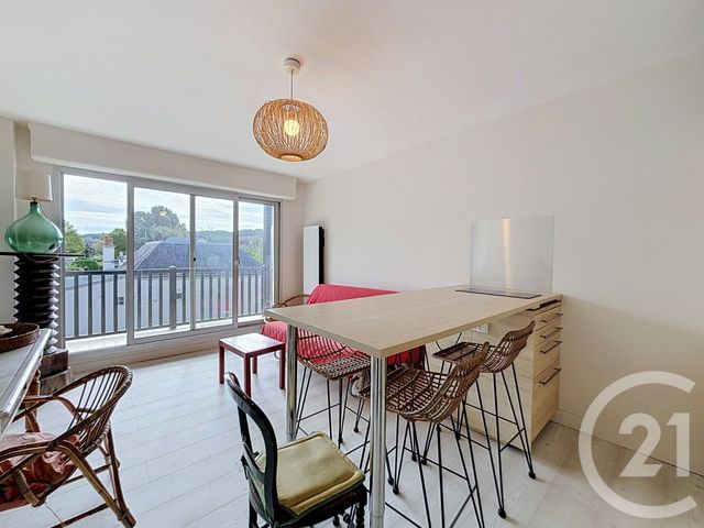 Appartement à vendre - 1 pièce - 33.0 m2 - HOULGATE - 14 - BASSE-NORMANDIE - Century 21 Bagot Immobilier