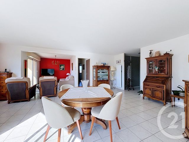 Appartement F3 à vendre - 3 pièces - 90.62 m2 - DIVES SUR MER - 14 - BASSE-NORMANDIE - Century 21 Bagot Immobilier