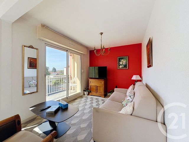 Appartement F3 à vendre - 3 pièces - 90.62 m2 - DIVES SUR MER - 14 - BASSE-NORMANDIE - Century 21 Bagot Immobilier