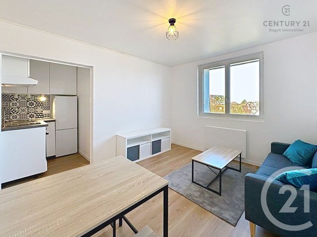 Appartement F2 + cabine à louer - 2 pièces - 35.91 m2 - HOULGATE - 14 - BASSE-NORMANDIE - Century 21 Bagot Immobilier