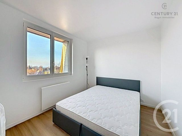 Appartement F2 + cabine à louer - 2 pièces - 35.91 m2 - HOULGATE - 14 - BASSE-NORMANDIE - Century 21 Bagot Immobilier