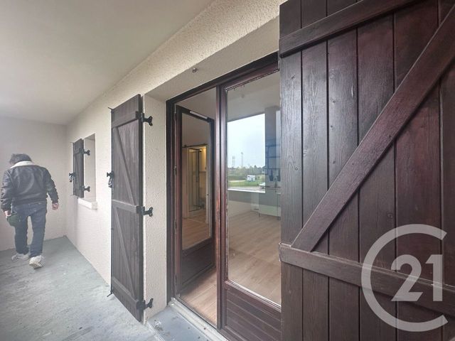 Appartement Studio à louer - 1 pièce - 24.0 m2 - VARAVILLE - 14 - BASSE-NORMANDIE - Century 21 Bagot Immobilier