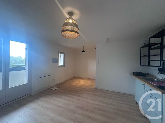Appartement Studio à louer - 1 pièce - 24.0 m2 - VARAVILLE - 14 - BASSE-NORMANDIE - Century 21 Bagot Immobilier