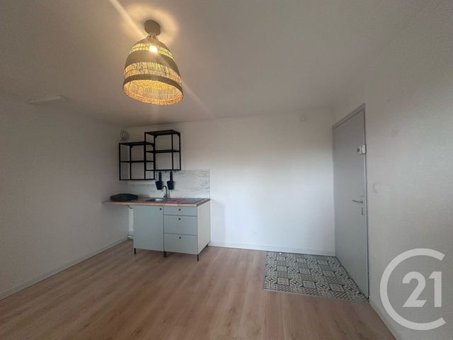 Appartement Studio à louer - 1 pièce - 24.0 m2 - VARAVILLE - 14 - BASSE-NORMANDIE - Century 21 Bagot Immobilier
