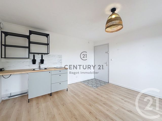Appartement Studio à louer - 1 pièce - 24.0 m2 - VARAVILLE - 14 - BASSE-NORMANDIE - Century 21 Bagot Immobilier