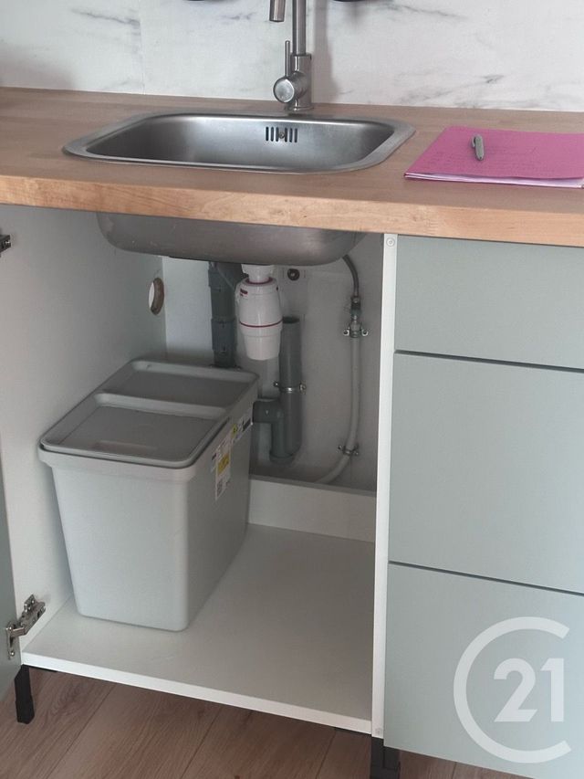Appartement Studio à louer - 1 pièce - 24.0 m2 - VARAVILLE - 14 - BASSE-NORMANDIE - Century 21 Bagot Immobilier